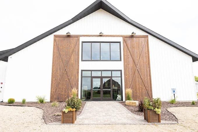 Lone Oak Farm Event Venue LLC 1
