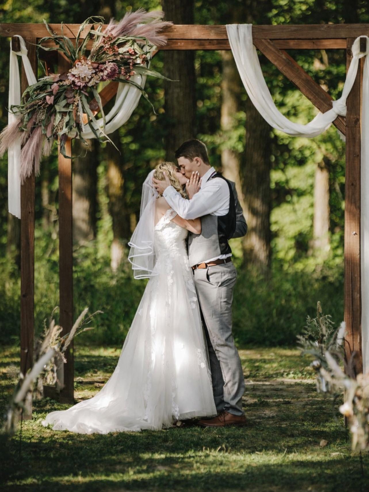 Little Lazy Lodge+Wedding Venue 5