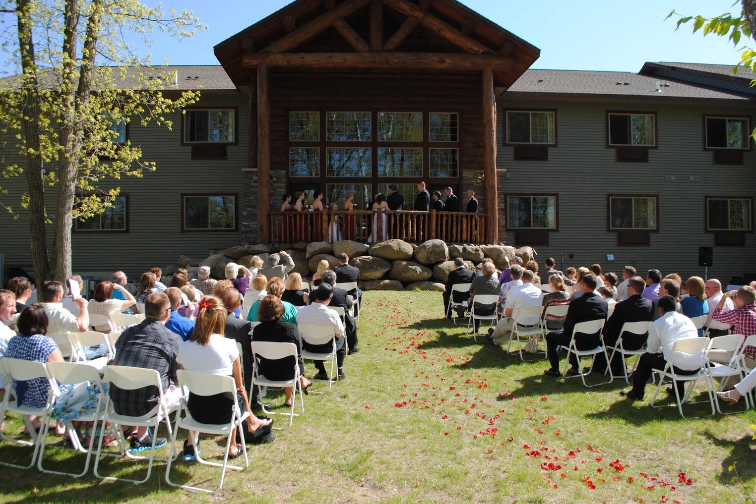Whitefish Lodge & Suites 2