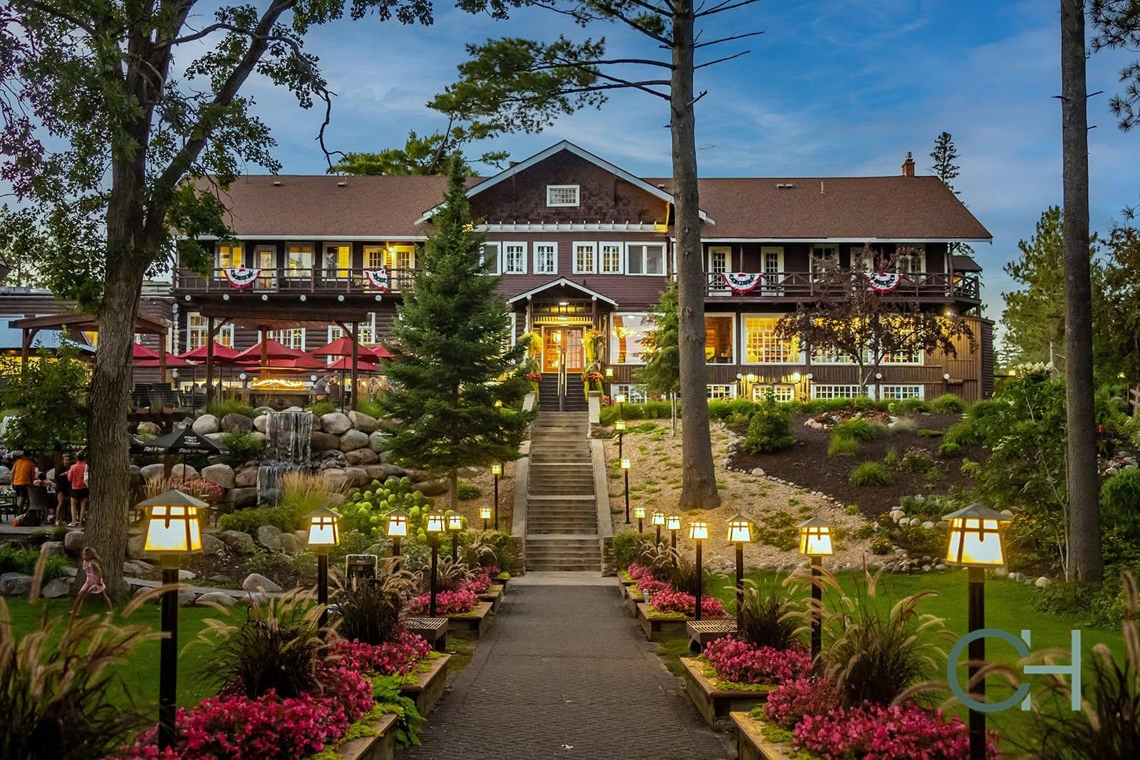 Grand View Lodge 1